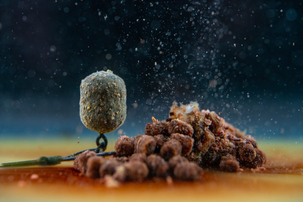 A tank shot of a wafter on a rig